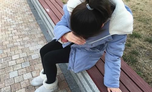 低血压|久蹲后,会出现眼前发黑、头晕情况?除了贫血,还有哪些原因?