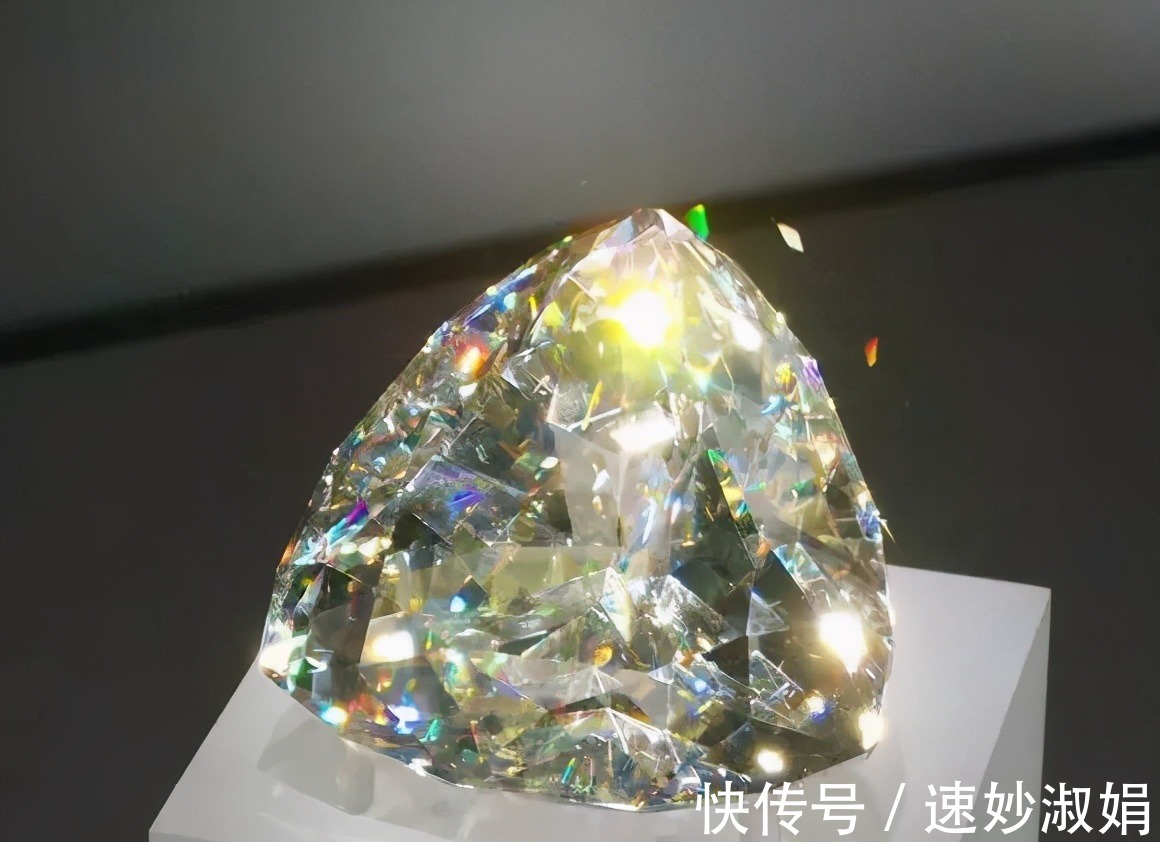 色散值|脆弱且美丽的稀有宝石,比钻石的火彩强几倍,晶体如雪花那样梦幻