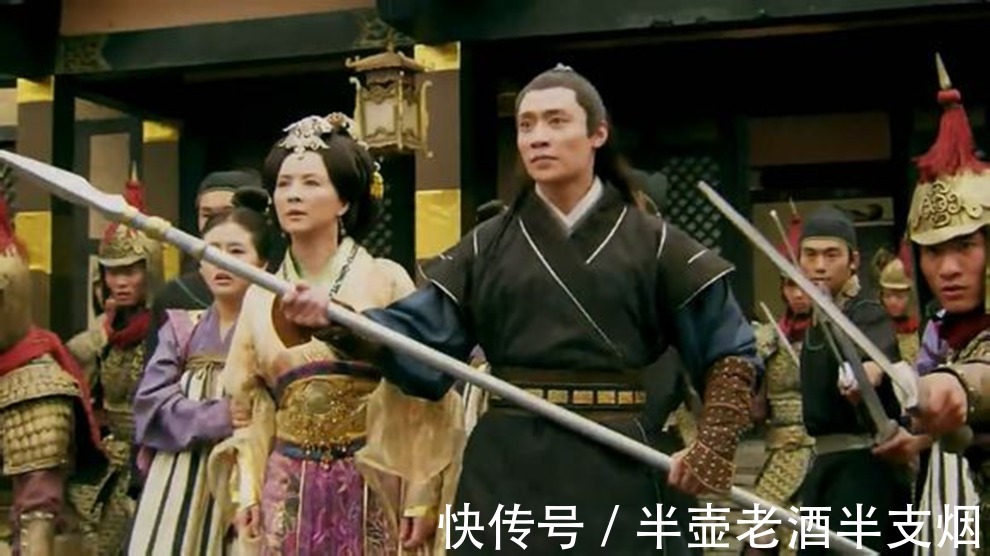 |隋唐四条顶级好汉的搞笑之战:连李元霸在内,全都被打吐血和敲晕