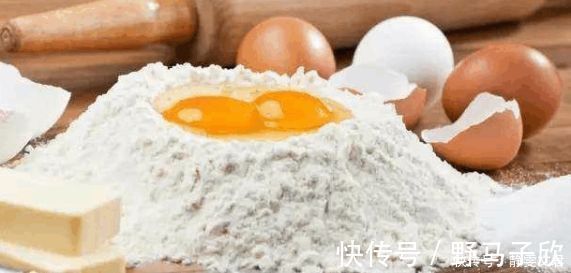 教你面包简单做法，不用烤箱和电饭煲，松软香甜，我家一周做5次