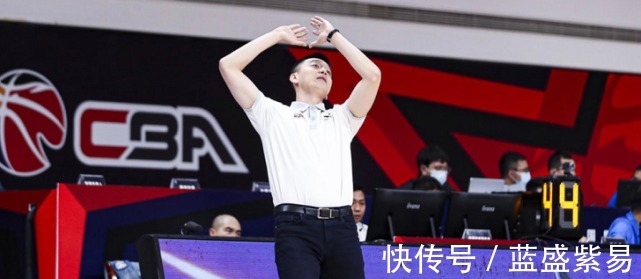高诗岩|三人17投3中！22岁小将真不如高诗岩，杨鸣赛后放狠话！