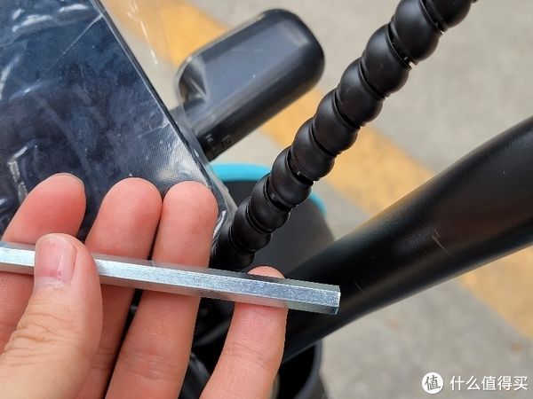 钢化膜|新大洲k15详细开箱并加装配件和哈啰智能芯