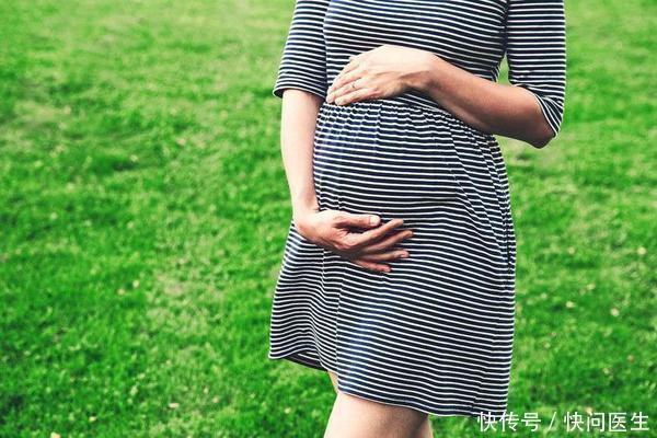 瑜伽|孕晚期爬楼梯好还是散步好?有助于顺产的运动选择,你做对了吗