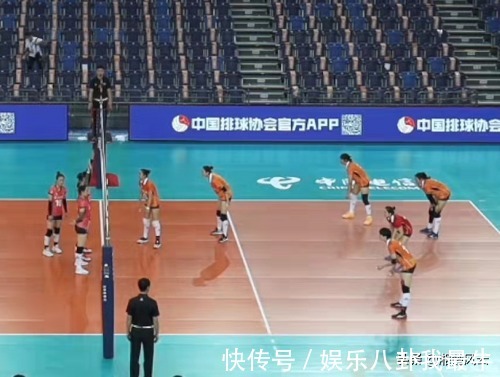 全锦赛|全锦赛福建女排3-0横扫浙江队,取得开门红,郑益昕发挥出色建功
