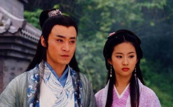 难怪王语嫣又回到慕容复身边,只因他有一个过人之处,段誉很羞愧