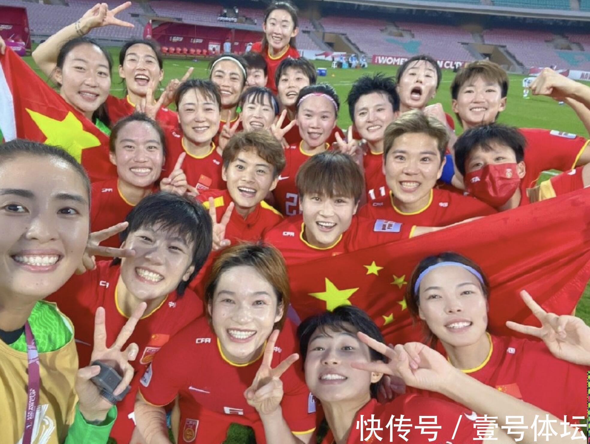 女足|女足夺冠陈戌源会延缓卸任?国足当时或在桑拿,男女足或要分开培养