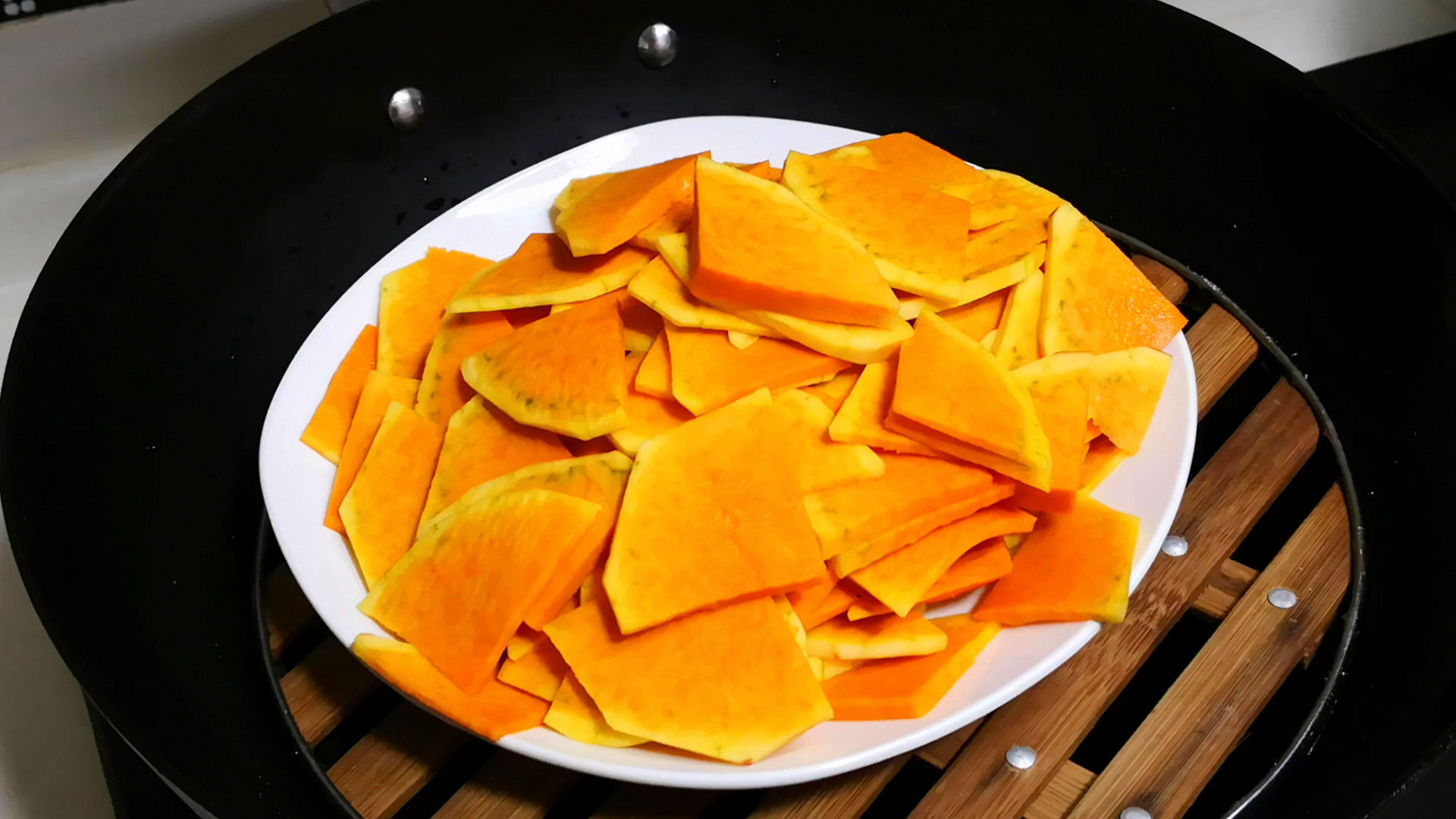 早餐别吃油条了,教你新吃法,不发面不烫面,孩子天天想吃,真香