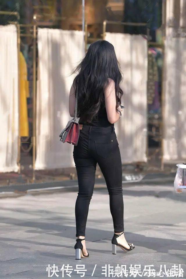 穿搭 “胯宽”的女人,牛仔裤不能乱穿,跟着节奏显瘦又显高!