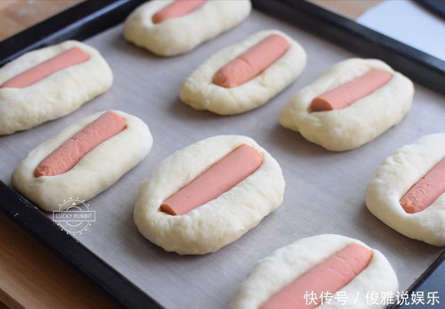 面包|面包第一次烤这么好，原来是多放了这东西，配方赶紧分享出来