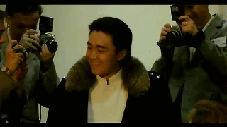 |搞笑GIF:设计师你出来 我保证不打你脸