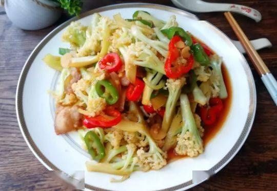 16道家常小炒的做法，家里来客人必备！