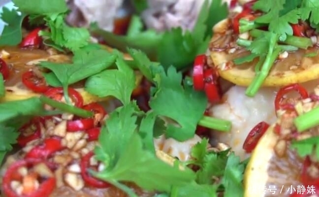 奶奶教做的鸡腿肉,不柴不油腻,鲜嫩多汁,酸酸辣辣特别开胃