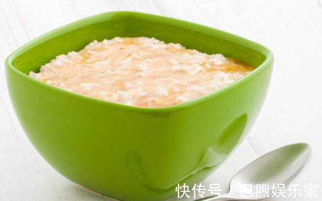 水煮|即食燕麦片和煮食燕麦片有什么区别营养差别大,别乱买了