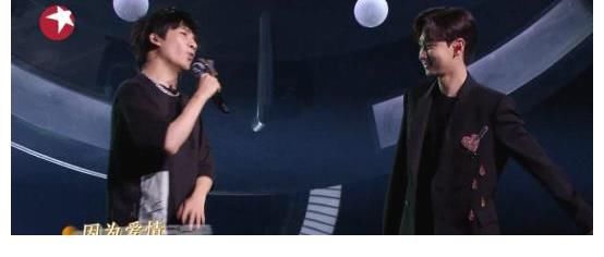 翟瀟聞|與周海媚搭檔主演，唱歌動(dòng)人做飯一絕，《我們的歌》看到多面呂方