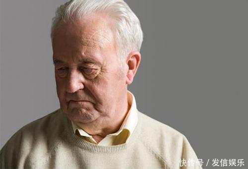 50岁后要想防痴呆,记住“5做4戒”,让你80岁头脑灵光不糊涂!