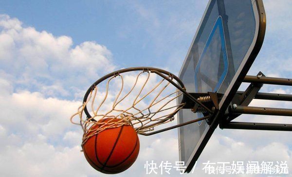 店长|男子花150买名牌篮球没打就漏气，要求退换反遭怼离店概不退换