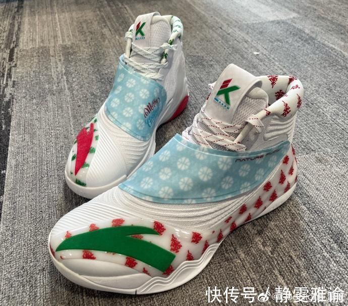 明星|安踏联名“范思哲”!颜值满分,国外明星上脚,老外也爱进口鞋?