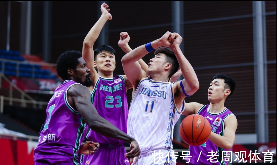 替补|热身赛山东男篮胜广州,替补后卫又受伤,第三外援要等下赛季见!