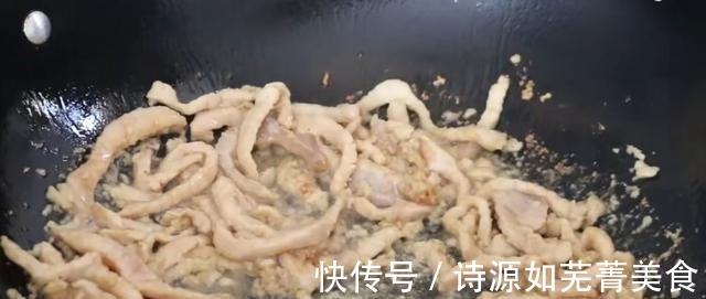 脆嫩|炒蒜苔里时,切记不要直接下锅,多加2步,出锅脆嫩又入味太香了!