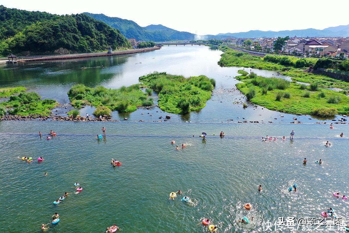 上虞|露天游泳池，城管人员现场守护，免费放心玩水消夏