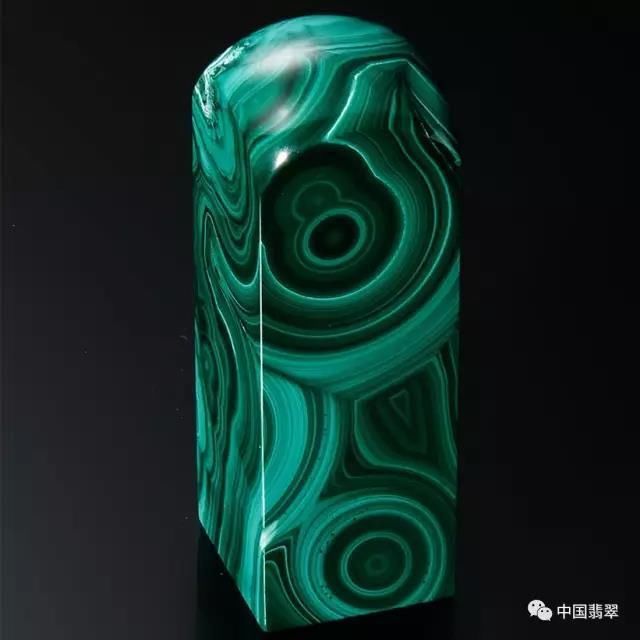  装饰材料|孔雀石：制造工业赋予艺术之美