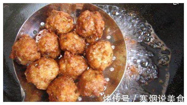 大厨教你制作“四喜丸子”,多加一步骤,丸子好吃不油腻,特下饭