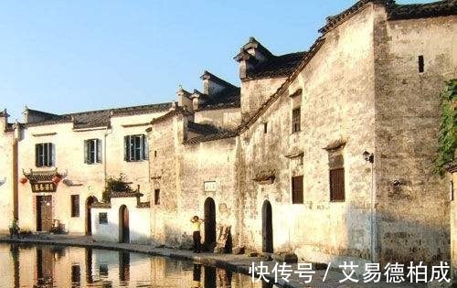 古宅@安徽古民居门楣上有四个字,外人一般不认识,经过解释竟是这意思