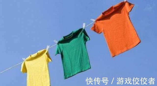 T恤怎么挂肩膀不变形!