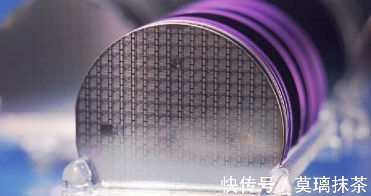 纳米|取代光刻机!又一芯片制造新技术诞生,可量产5nm芯片?