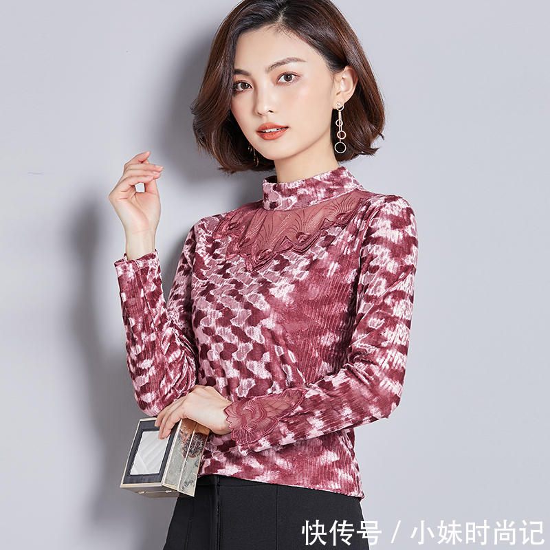 版型|女人的内搭非常多，唯独不能缺这样的打底，款式迷人，时尚显年轻