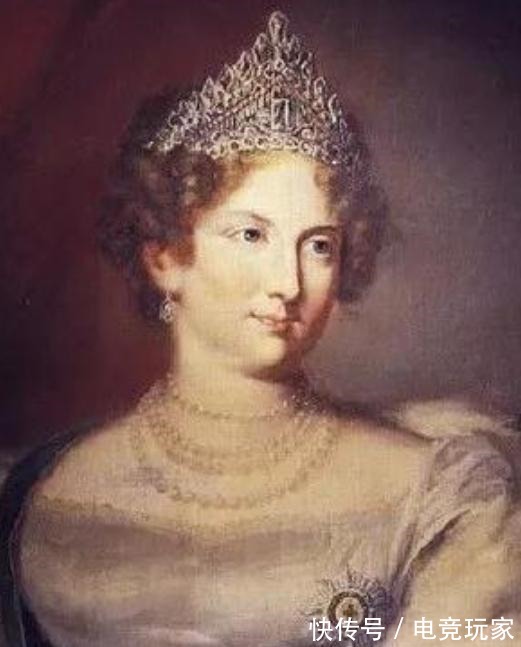 头饰$来自俄罗斯皇室的神秘珠宝,奢华的设计风格,带你领略不一样的美!