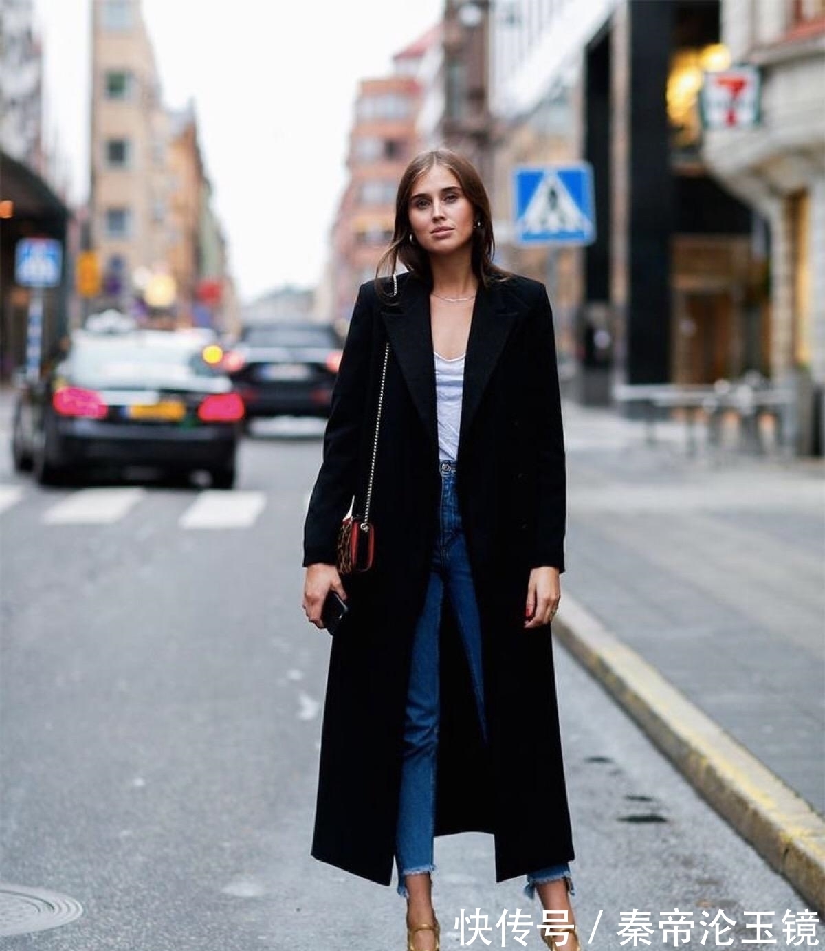 减龄|皮肤黄的女人,穿这“5种”颜色,显白还减龄,怎么搭都漂亮!