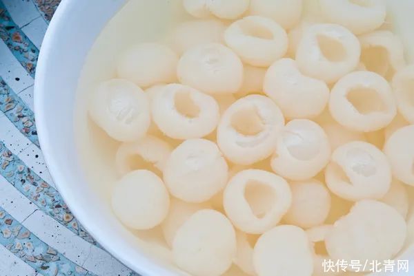 热性|一颗荔枝三把火！怎么吃能避免上火？