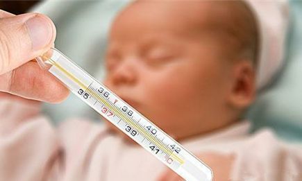 发烧|新生儿正常体温是多少?超过37℃算生病吗?家长不要过度慌张