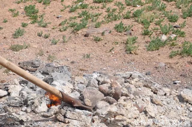 苏尼特式石头烤全羊——列入第五批自治区级非物质文化遗产名录