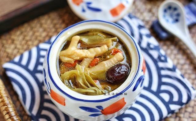 60岁的婆婆亲自下厨,4菜1汤在朋友圈火了,网友姜还是老的辣