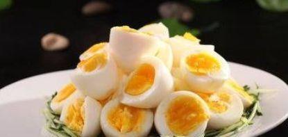 延缓衰老|女性到了中年,常吃3种食物,降压减脂,排毒清肠,改善气色