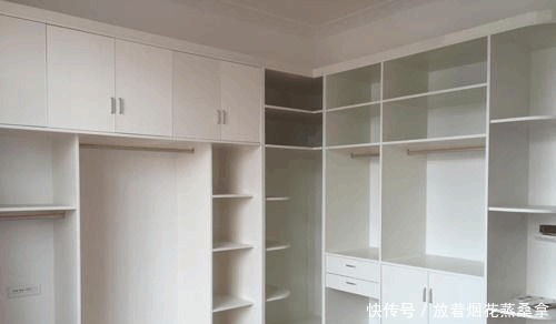 背景墙|不顾反对在卧室装两大排衣柜, 做完后大家都闭嘴了!