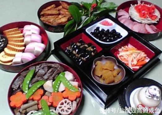  中国年夜饭VS韩国年夜饭VS日本年夜饭，网友：这差距不忍直视