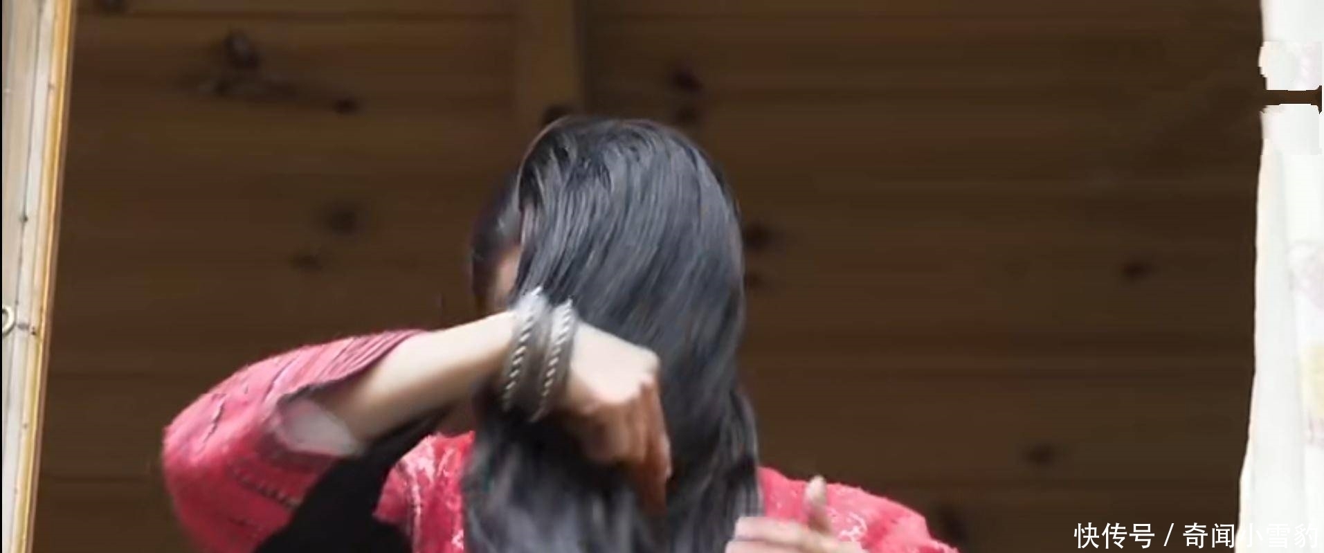 这里的女人不舍得剪头发,连老人都不长白发,秘诀是一种洗发露