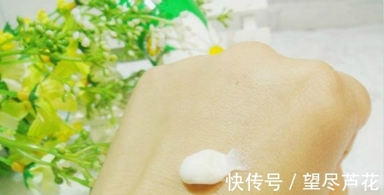 干裂|一天涂八百遍护手霜,为何你的手还是粗糙甚至干裂?