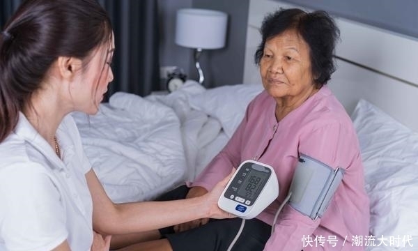 一日三餐|降血压秘诀已找到！提醒：饮食3坚持，睡前2不要，血压平稳下来