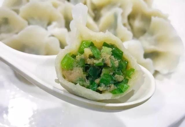 不同馅料的饺子，鲜嫩又多汁，营养又美味的荤素搭配