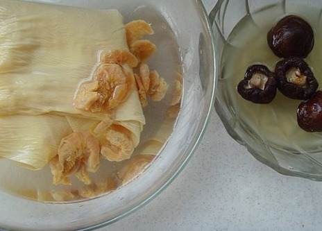 好吃|菠菜新做法,比凉拌菠菜还要美味,好吃不贵,小孩还能当零食。