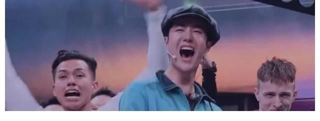 《街舞4》:王一博喜提布布,全程沸腾!粉丝:怕不是脚底有弹簧