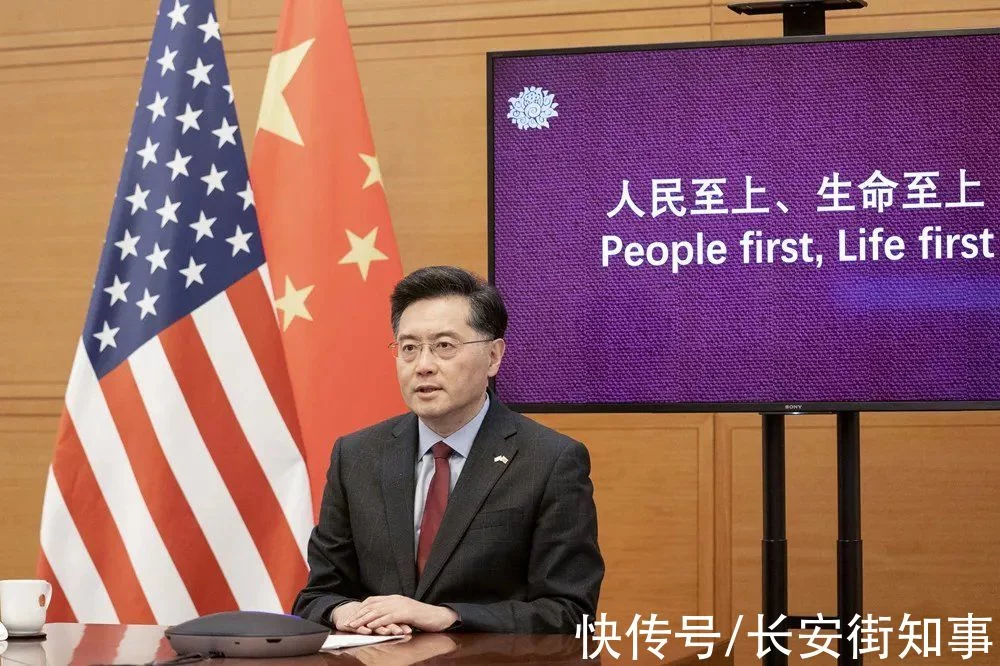 秦刚给美国人讲解：啥是内卷、饭圈、凡尔赛……