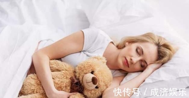 寿命|易长寿的人群,入睡后会有以下三个特征,中了2个,说明你寿命长