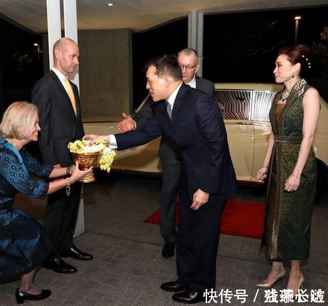 太后|苏提达戴上诗丽吉太后压箱底项链!比诗妮娜的更奢华,待遇大不同