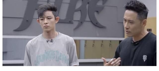 劉端端|《披荊斬棘》“問題”哥哥群像：有人死賴著不走，關鍵時刻見人品