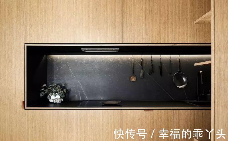 木饰面|35㎡迷你小宅，定制柜解决全屋收纳，还有隐形餐桌！